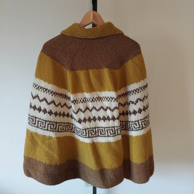 Vintage Knit Capes and Cardigans (B1-BBL)
