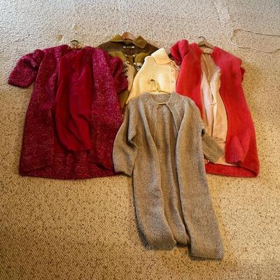 Vintage Knit Capes and Cardigans (B1-BBL)