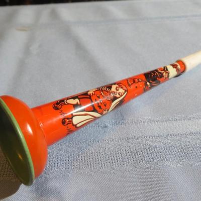 VINTAGE HALLOWEEN NOISEMAKER - made in u.s.a.