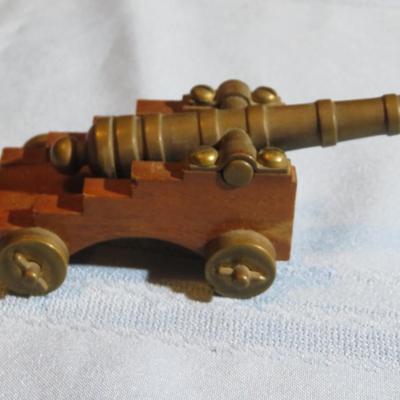 Bronze Desk Cannon In The Royal Navy Style HMS Victory 1805