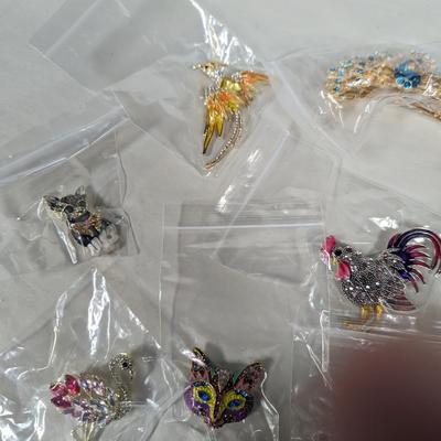 Decorative Lapel/Brooches Pins