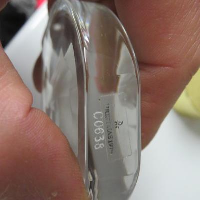 DANBURY MINT PAPERWEIGHT art glass sculpture figurine vintage holiday Christmas decor gift collectible retired 1986 angel star born puppy