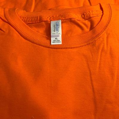 117- 11 Orange t-shirts (NEW). 4 are 2XL, 7 are XL