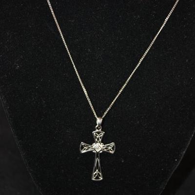 925 Sterling Link Chain and 925 Cross Pendant with Diamond 18.5" 3.0g