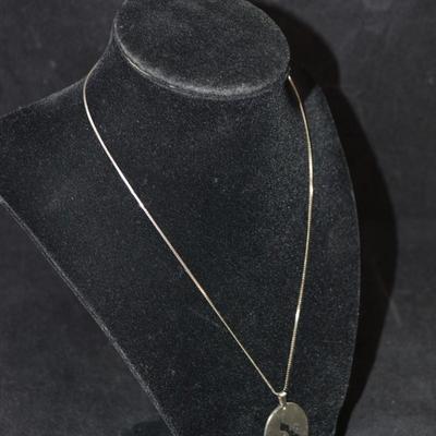 925 Sterling Chain with 925 Dove Pendant 18" 8.3g