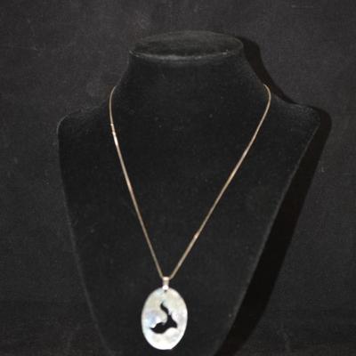 925 Sterling Chain with 925 Dove Pendant 18" 8.3g