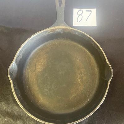 10.5â€ Cast Iron Skillet