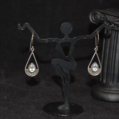 Vintage 925 Sterling Earrings with Topaz 2.7g
