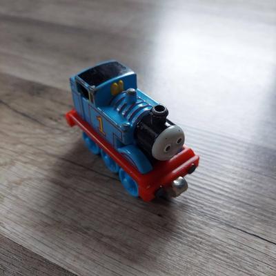 Thomas the Tank Engine and Chuggington Trains (B2-BBL)