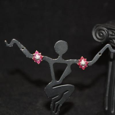 10K Gold Stud Earrings with Diamond Chips and Rubies 1.6g