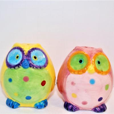 Very Colorful Owls Set 2 1/4"