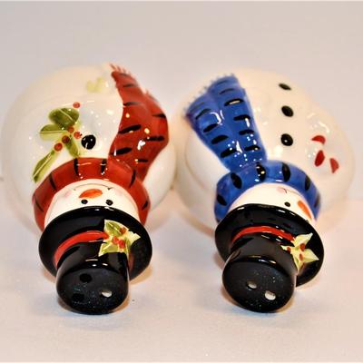 Snowmen with Black Hats with Holly Sprig 4"