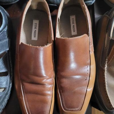 40 Pairs of Mens Shoes Size 11 - See Descriptions