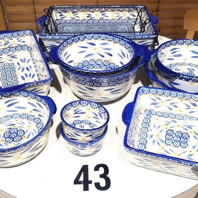 12 Pieces of Temp-Tations Presentable Ovenware