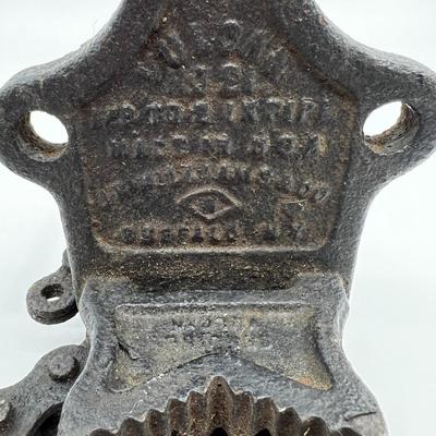 N446 Antique Vulcan No. Chain Vise