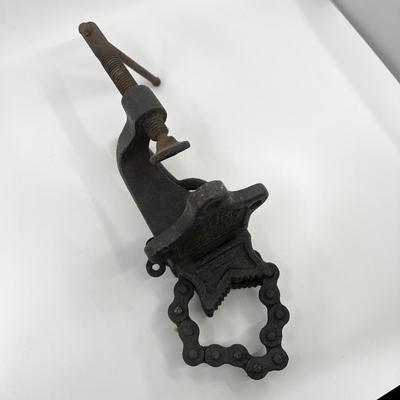 N446 Antique Vulcan No. Chain Vise