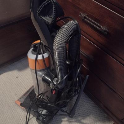 Bissell Cleanview Bagless Cyclonic Vacuum Cleaner
