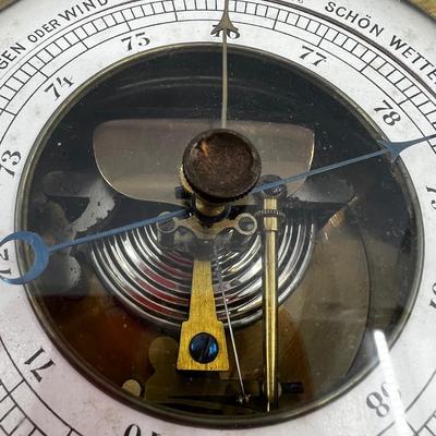 N452 German VerÃ¤nderlich Maritime Barometer in Wood & Brass