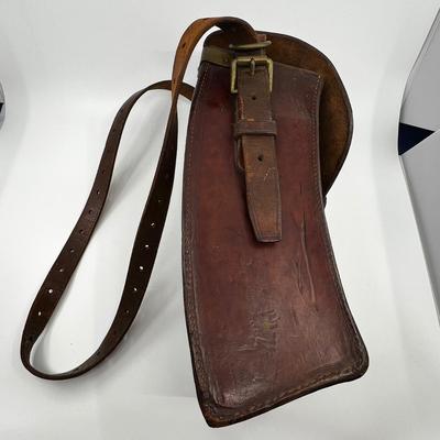 N453 WWI Danish Madsen MG (5) Magazine Leather Case