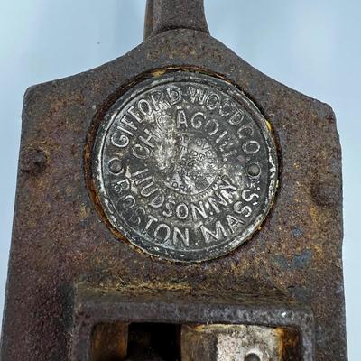 N454 Antique Gifford Wood Co. New York 200lb Cast Iron Scale