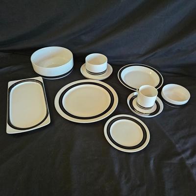 45 Piece Thomas Dinnerware Set (K-DW)