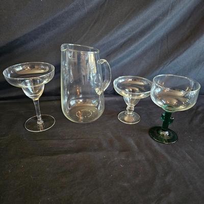 Pyrex Pitcher w/ Margarita Glasses (K-DW)