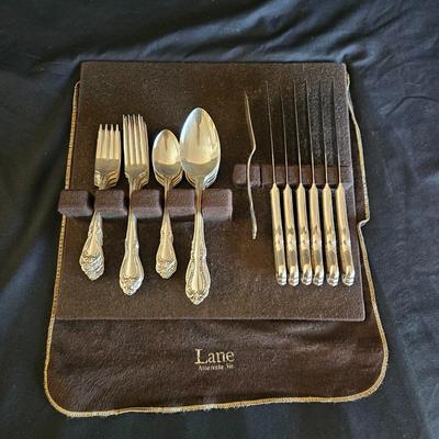 W.M.A. Rogers Oneida Silverware Set (DR-DW)
