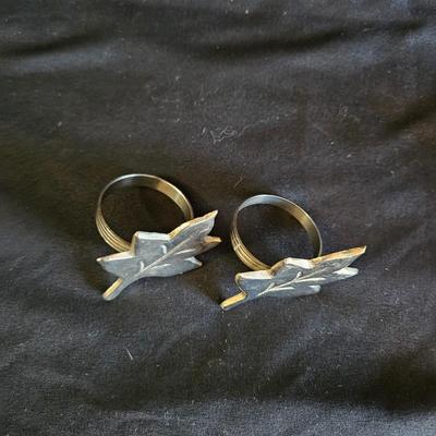 Napkin Rings and Place Card Holders (DR-DW)