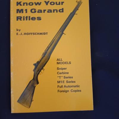 Military M1 Garand Rifle manual books WWII - Collectible booklets