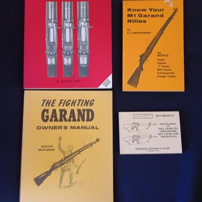 Military M1 Garand Rifle manual books WWII - Collectible booklets