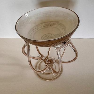 Glass bowl