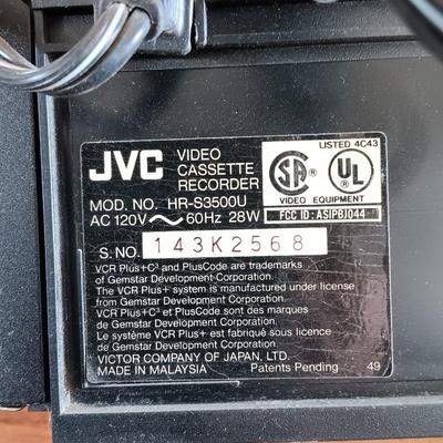 JVC Super VHS ET VCR plus Video Cassette Recorder with VHS tape collection