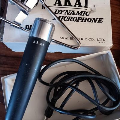 Akai Dynamic Microphone DM-13 with Audiovox 6" Coaxial stereo speakers