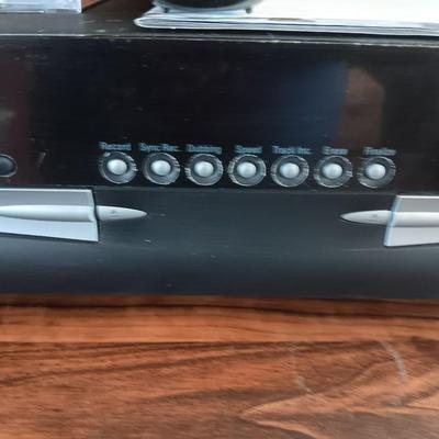 Harmon / Kardon CDR 26 Dual- Tray CD-R / CD-RW Recorder / Player With remote