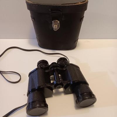 Vintage Bushnell fully coated optics 7 x 35 ENSIGN 394' @ 1000 Yds. Binoculars with case