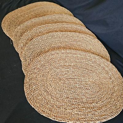 Placemats, Table Runners and Trivets (DR-DW)