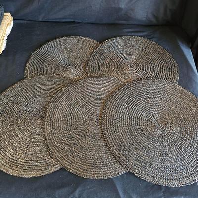Placemats, Table Runners and Trivets (DR-DW)