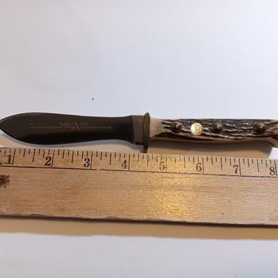 NICE! PUMA 6397 Solingen Germany Explorer #30-397 stag handled Knife with leather sheath.