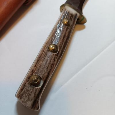 NICE! PUMA 6397 Solingen Germany Explorer #30-397 stag handled Knife with leather sheath.