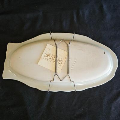 Unique Fish Pottery Pieces, incl. Local Artist Doug Dacey (DR-DW)