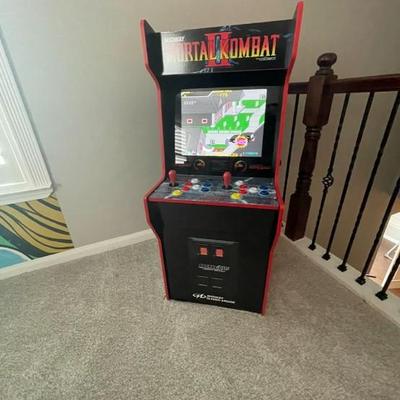 Vintage Style Mortal Kombat Arcade Game