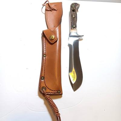 Mint PUMA 6377 White Hunter Genuine Pumamaster steel Solingen Germany Knife with leather sheath stag horn handle