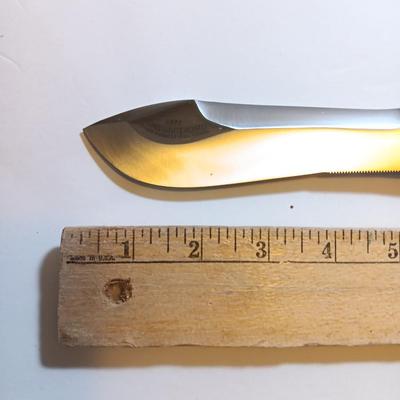 Mint PUMA 6377 White Hunter Genuine Pumamaster steel Solingen Germany Knife with leather sheath stag horn handle
