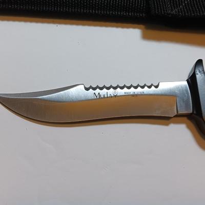 NEW MUELA 55-14 Kraton Handled Fixed Blade Hunting Knife with Nylon Sheath