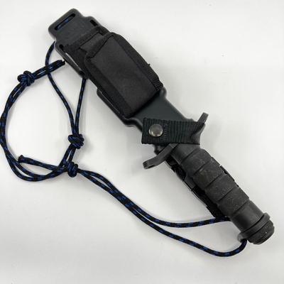 461 Buckmaster 184 U.S. PAT. 4622707 Survival Knife with Sheath