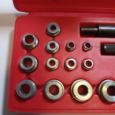 MAC TOOLS Bushing Driver set - Bushing remover and inserting set