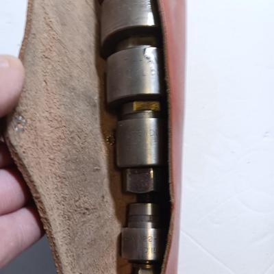 GREENLEE No. 735 Knockout punch set in leather organizing case COMPLETE