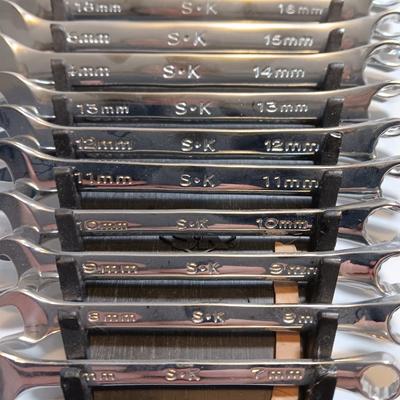 SK Tools - 7-17mm 11-Piece Metric Combination Wrench Set