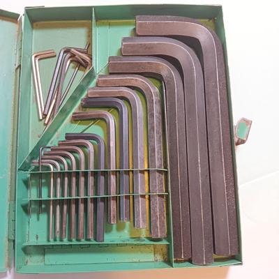 Vintage metal storage boxed Allen Head no. 667 KEY KIT for socket screws.
