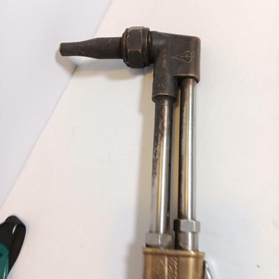 Victor straight cutting / welding torch head with shades and welding gloves.